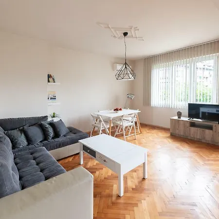 Apartment Saint George